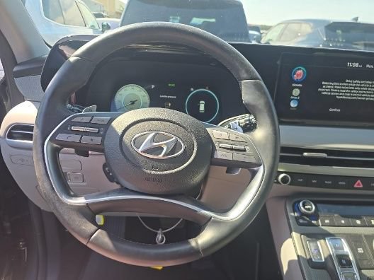 Used 2024 Hyundai Palisade SEL w/ Premium Package FWD image 13