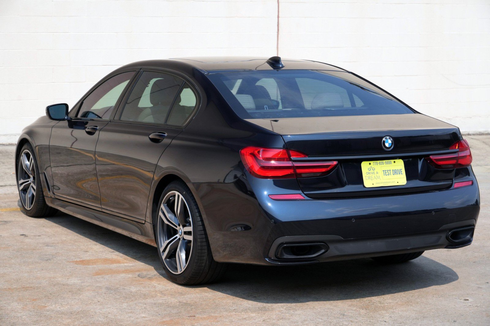 Used 2019 BMW 740i w/ M Sport Package RWD image 52