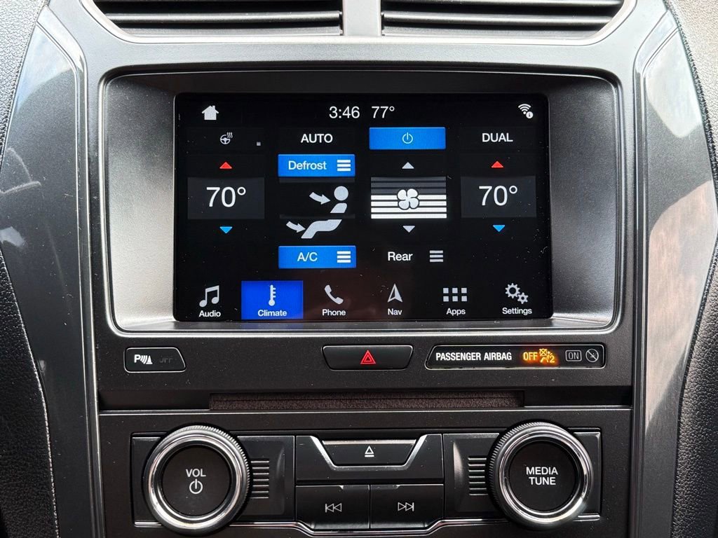 Used 2018 Ford Explorer XLT w/ Equipment Group 202A image 36