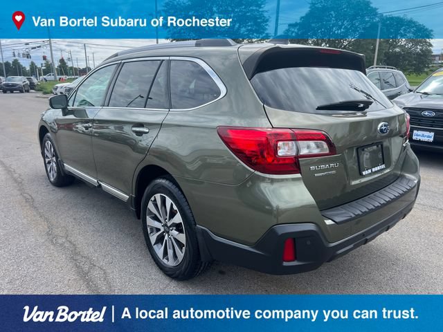 Used 2019 Subaru Outback 2.5i Touring AWD/4WD image 4