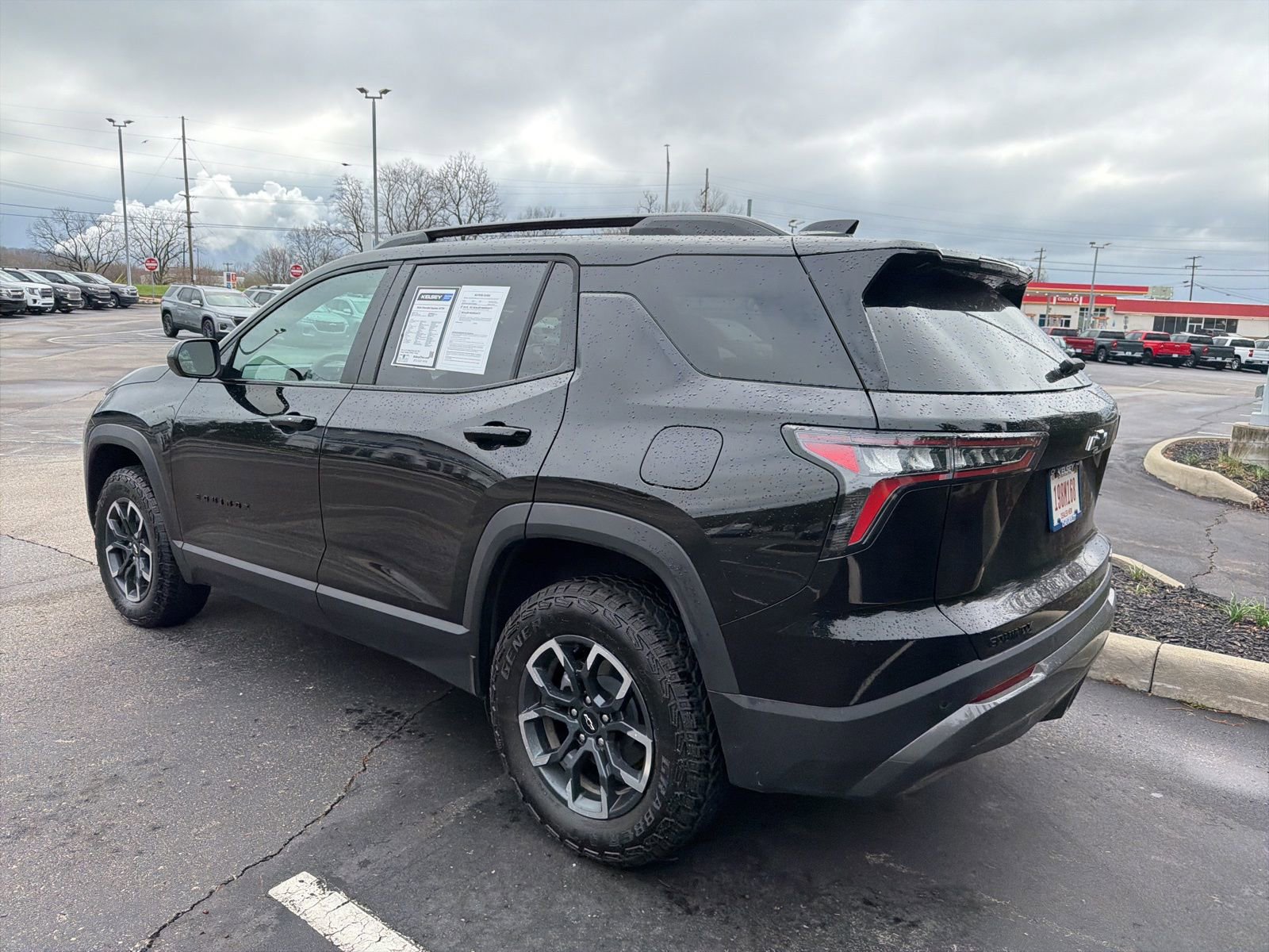 Used 2026 Chevrolet Equinox ACTIV image 3