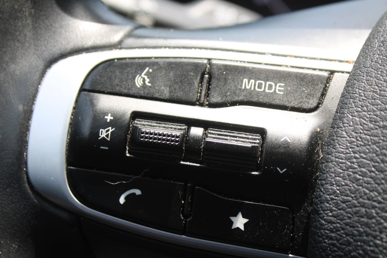 Certified 2023 Kia Sportage SX FWD image 28