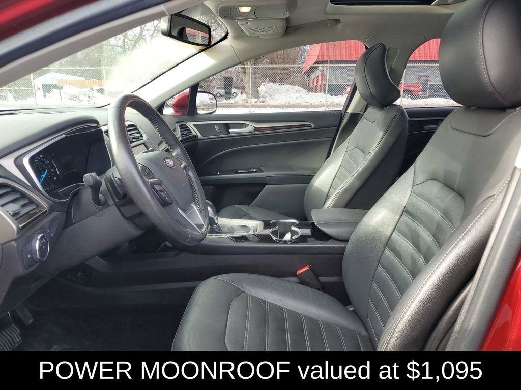 Used 2016 Ford Fusion SE w/ Equipment Group 202A image 6