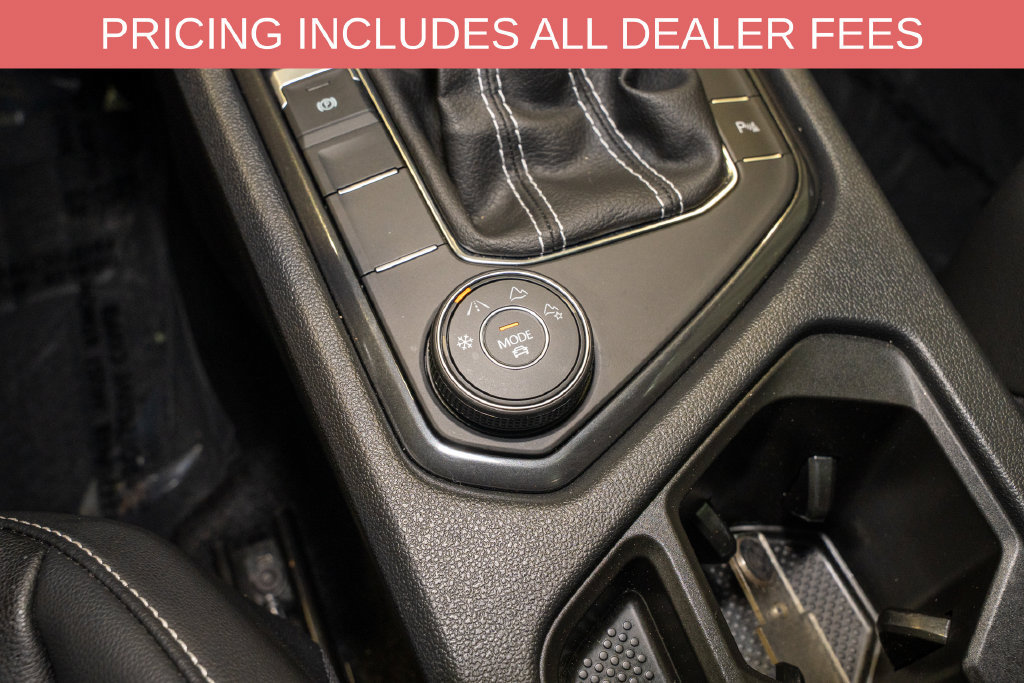 Used 2024 Volkswagen Tiguan SE R-Line AWD/4WD image 19