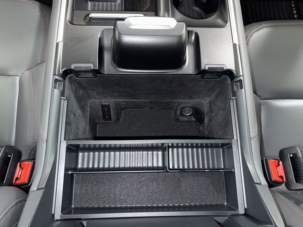 Used 2025 Ford Expedition Active AWD/4WD image 31