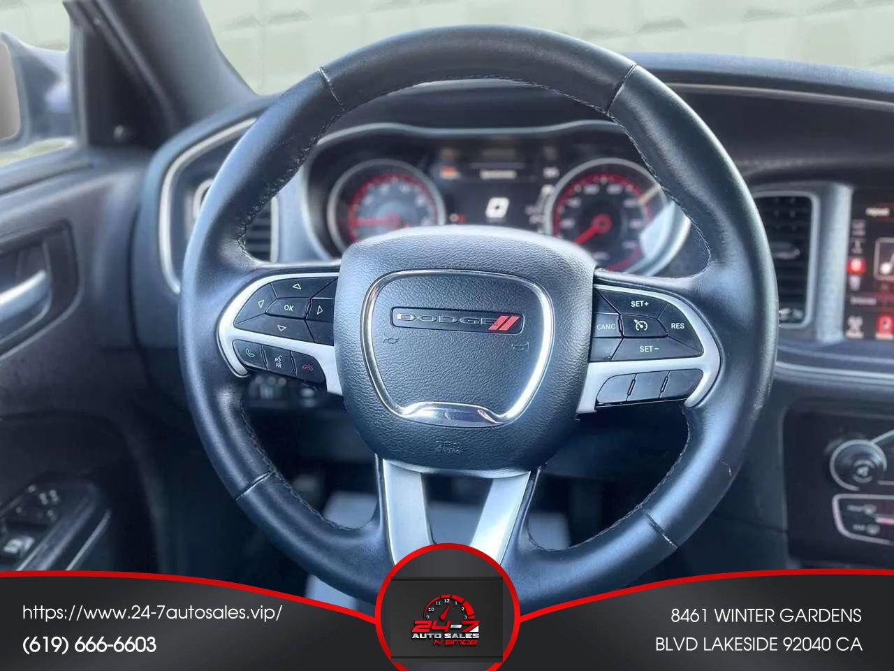 Used 2016 Dodge Charger SXT w/ Driver Confidence Group image 29