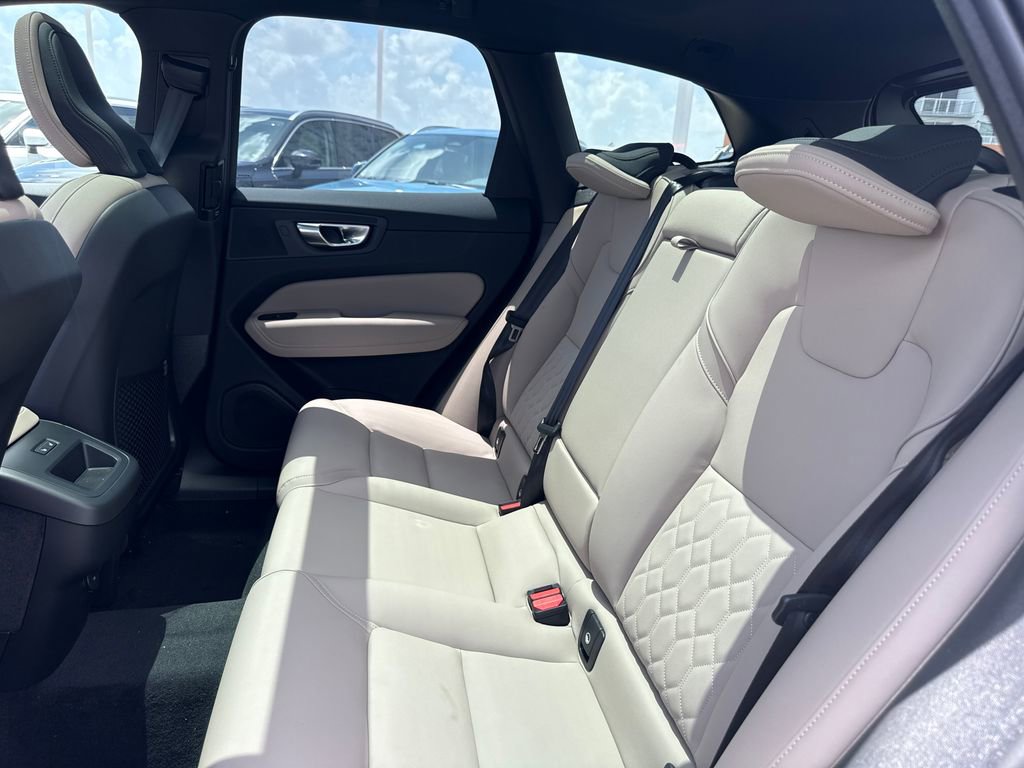 New 2026 Volvo XC60 B5 Plus w/ Protection Package Premier image 6