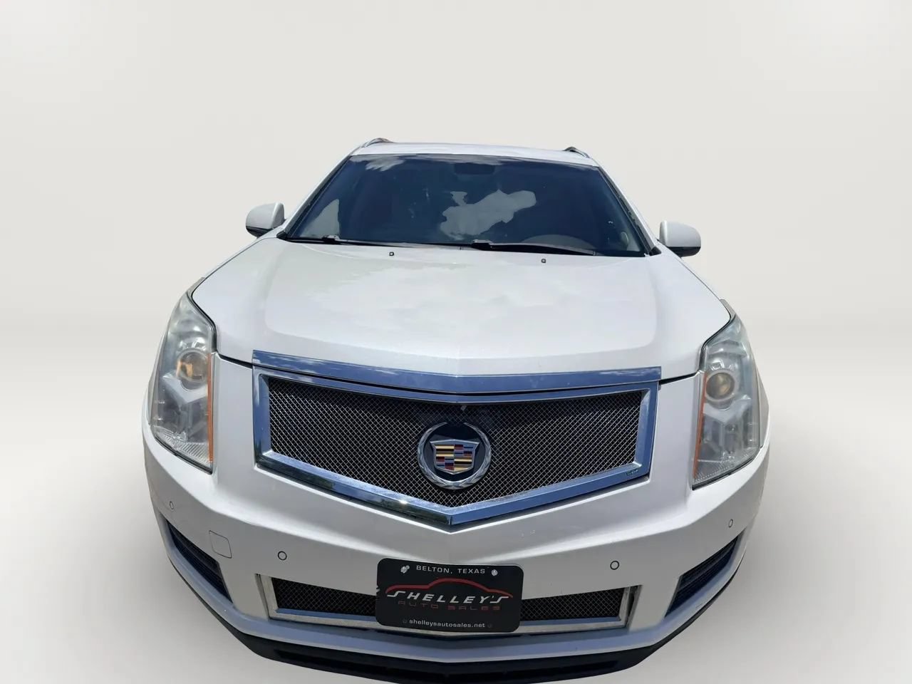 Used 2010 Cadillac SRX Luxury FWD image 4