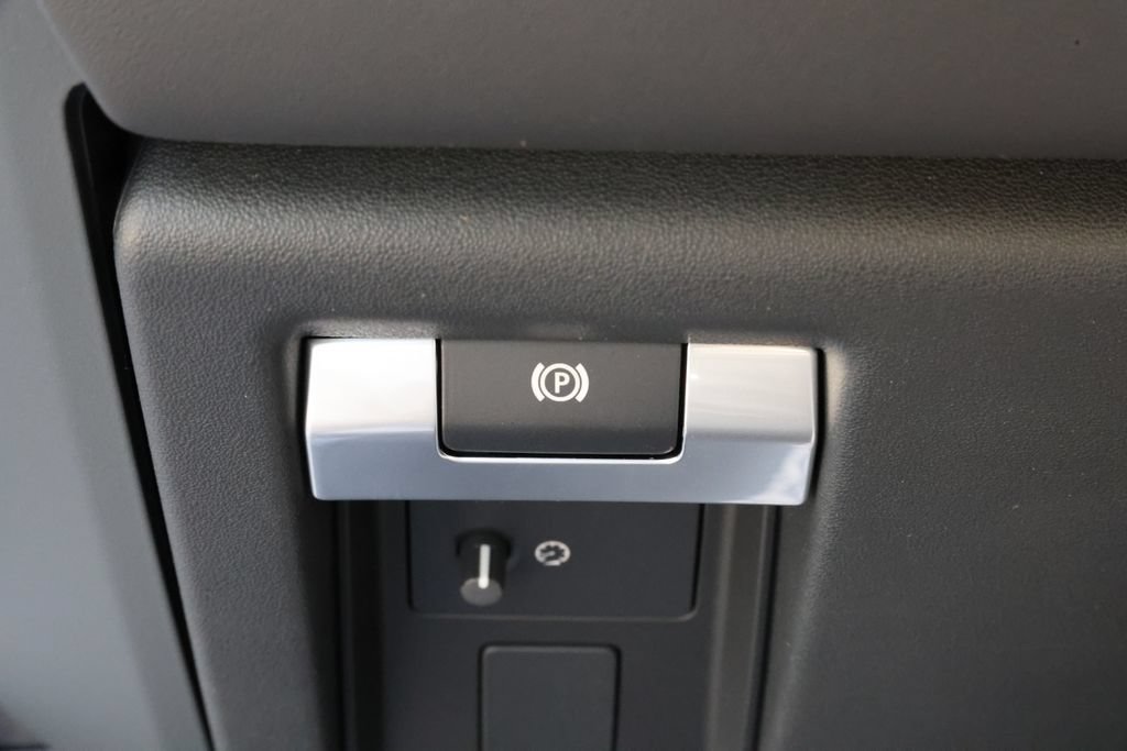New 2026 Land Rover Defender 110 S AWD/4WD image 14