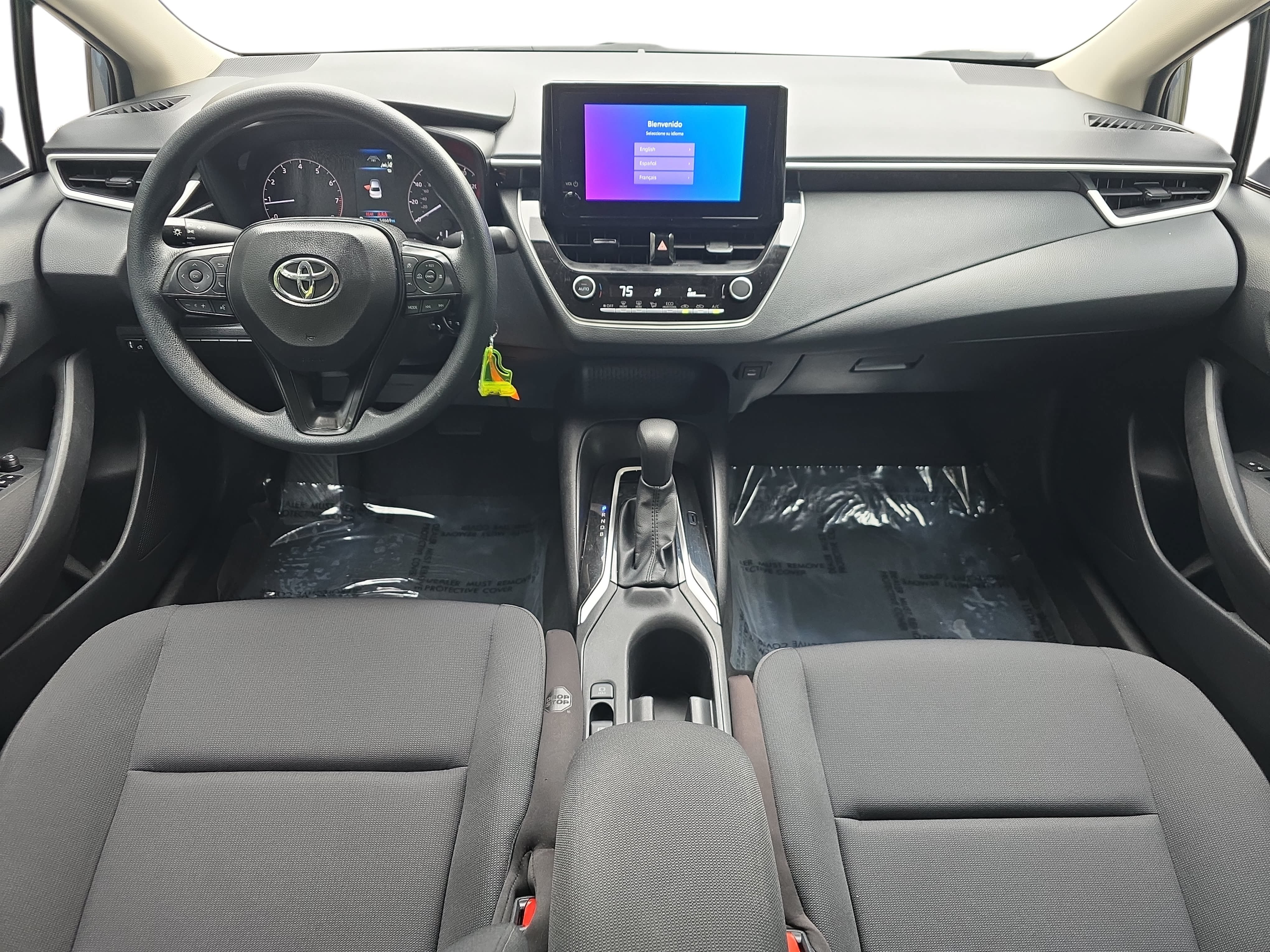 Used 2025 Toyota Corolla LE FWD image 9