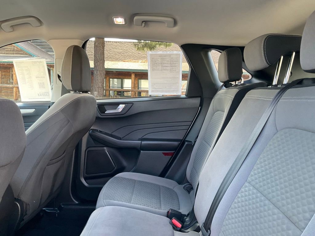 Used 2021 Ford Escape SE image 21