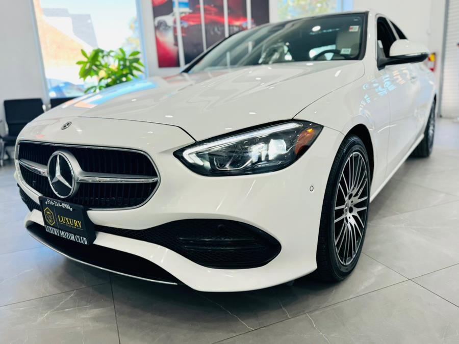 Used 2025 Mercedes-Benz C 300 4MATIC Sedan image 3