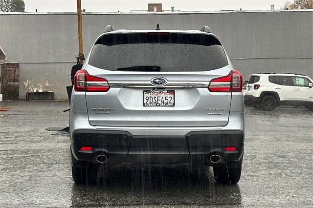 Used 2021 Subaru Ascent Limited w/ Technology Package image 5