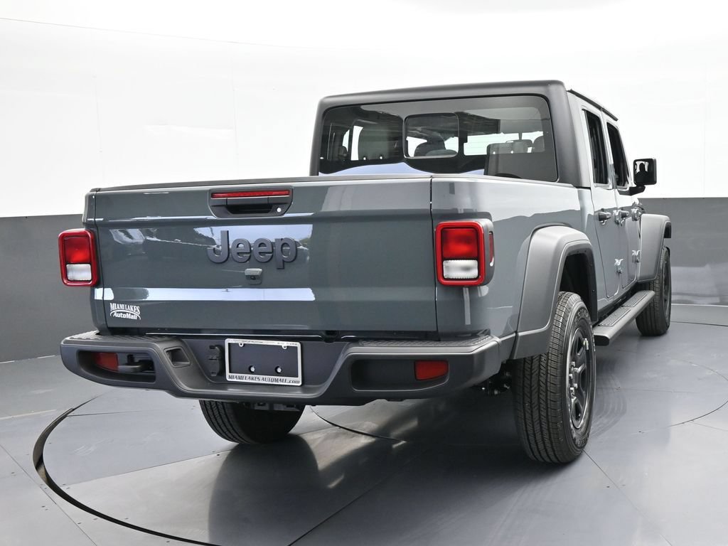 New 2026 Jeep Gladiator Sport AWD/4WD image 5