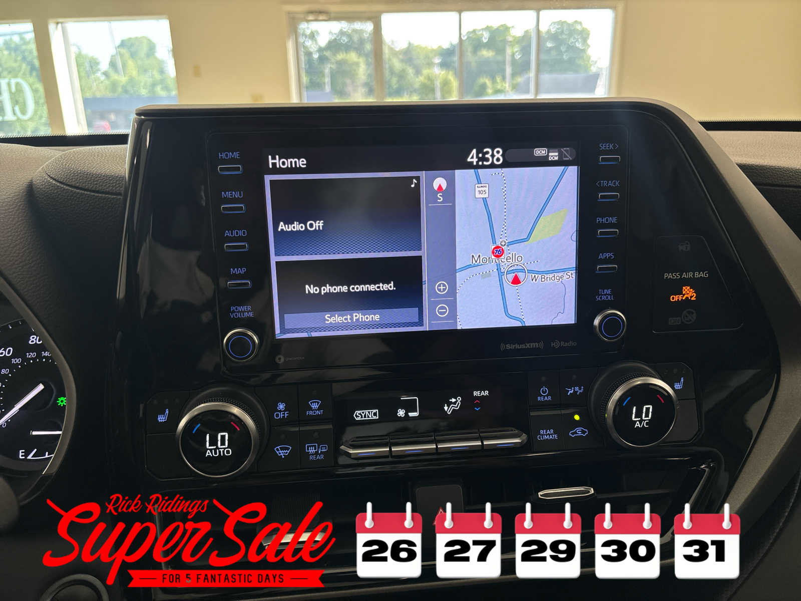 Used 2020 Toyota Highlander XLE image 34