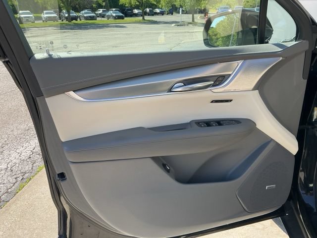 Used 2020 Cadillac XT5 Premium Luxury AWD/4WD image 17