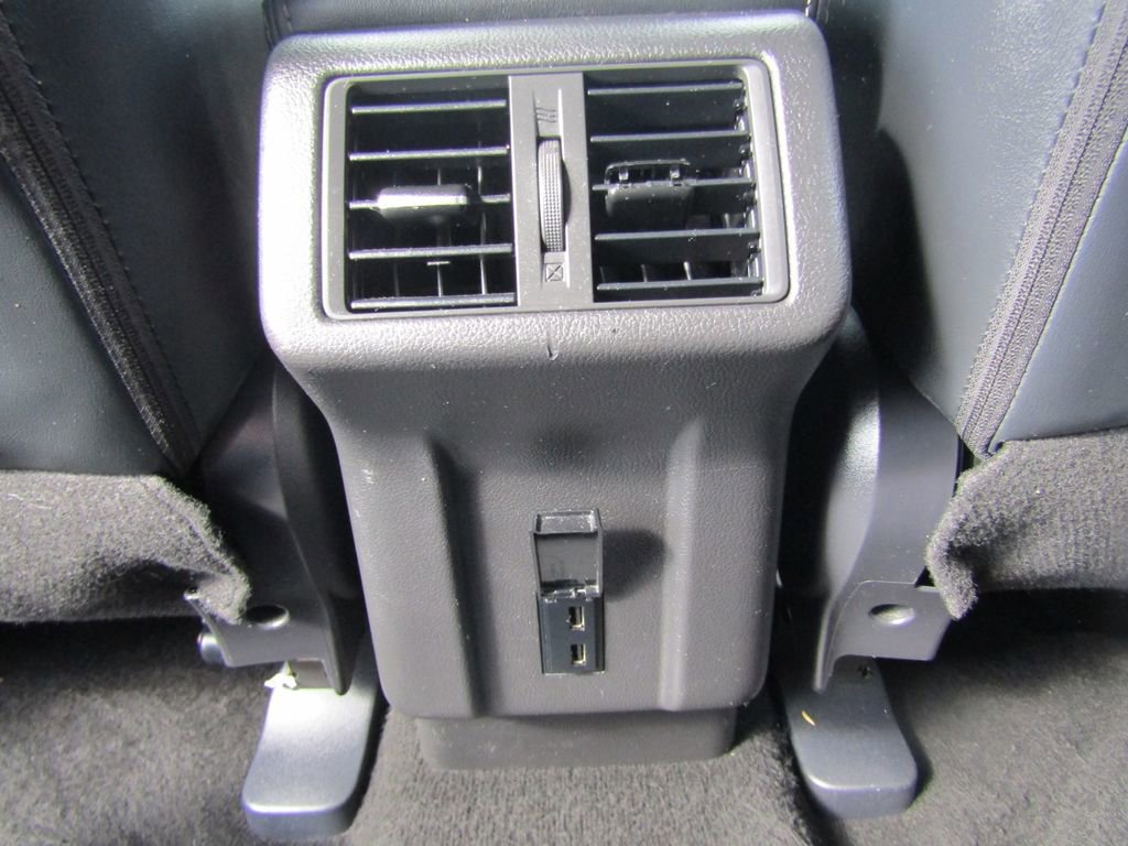 Used 2022 Mitsubishi Outlander SEL image 27