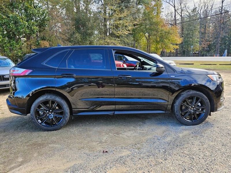 Used 2024 Ford Edge ST-Line image 13