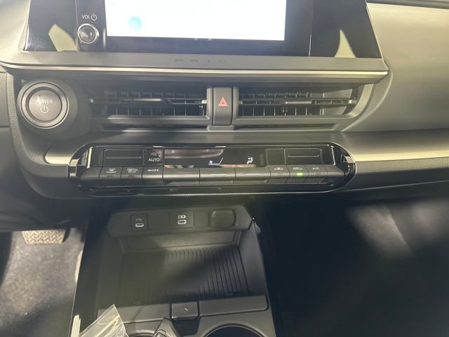 Used 2026 Toyota Prius LE image 23