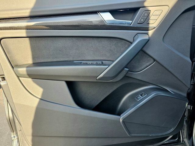 Used 2022 Audi SQ5 Premium image 21