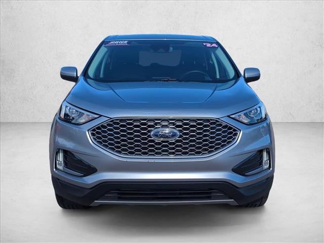 Certified 2024 Ford Edge SEL w/ Convenience Package AWD/4WD image 2