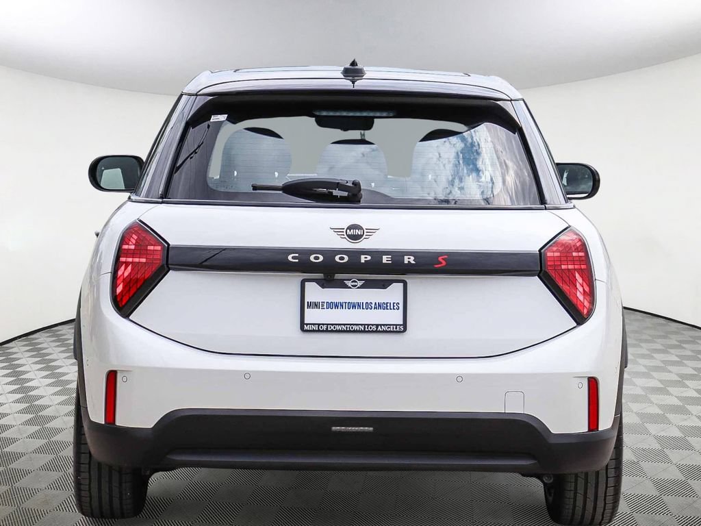 Used 2026 MINI Cooper S FWD image 7