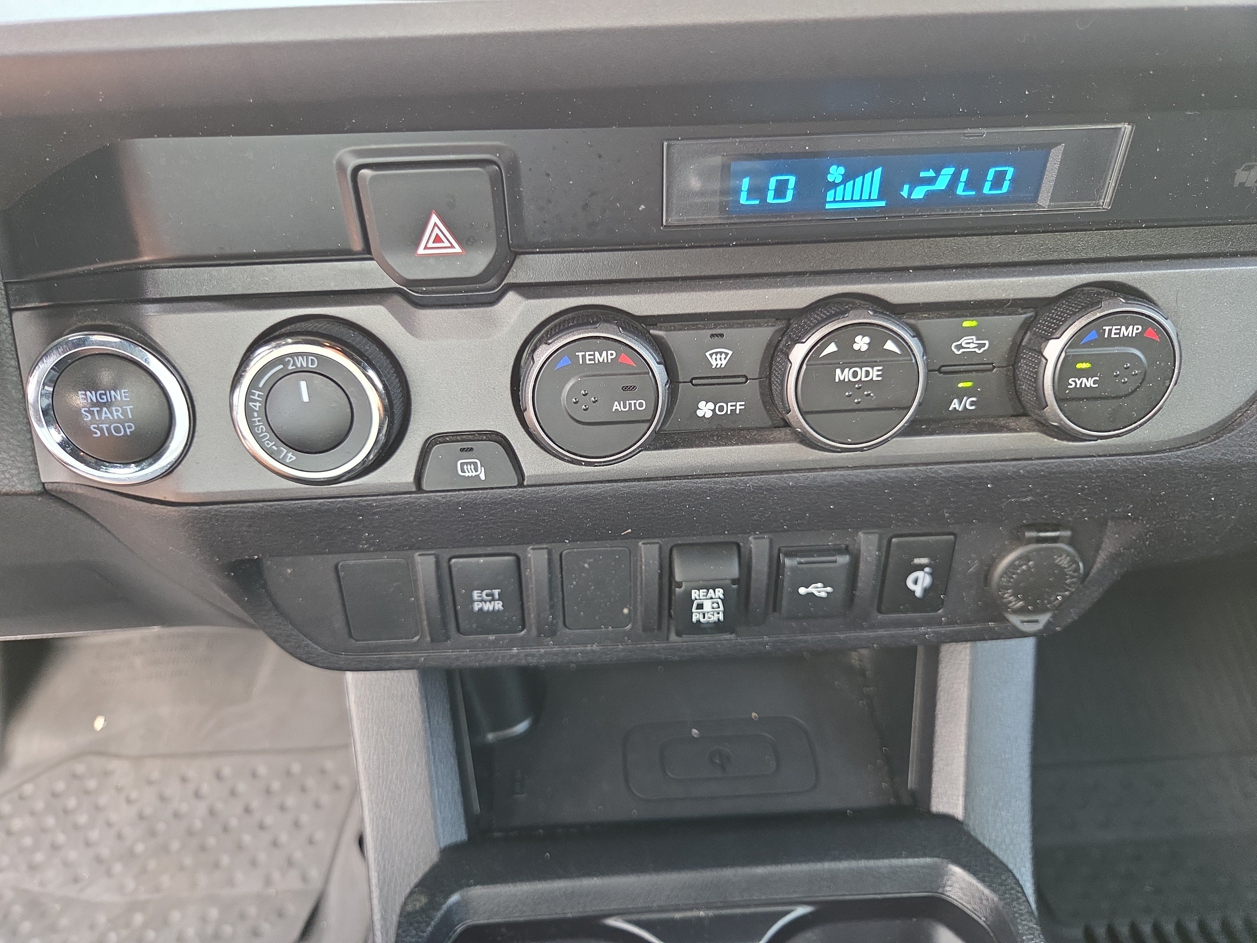 Certified 2021 Toyota Tacoma TRD Sport AWD/4WD image 23