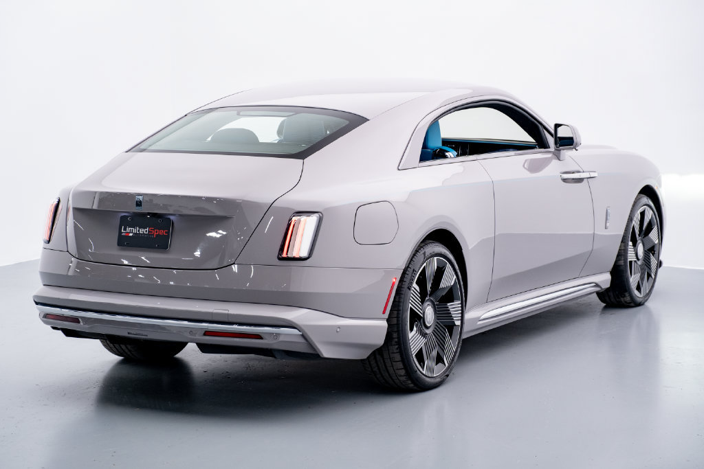 Used 2024 Rolls-Royce Spectre w/ Spectre Launch Package AWD/4WD image 35