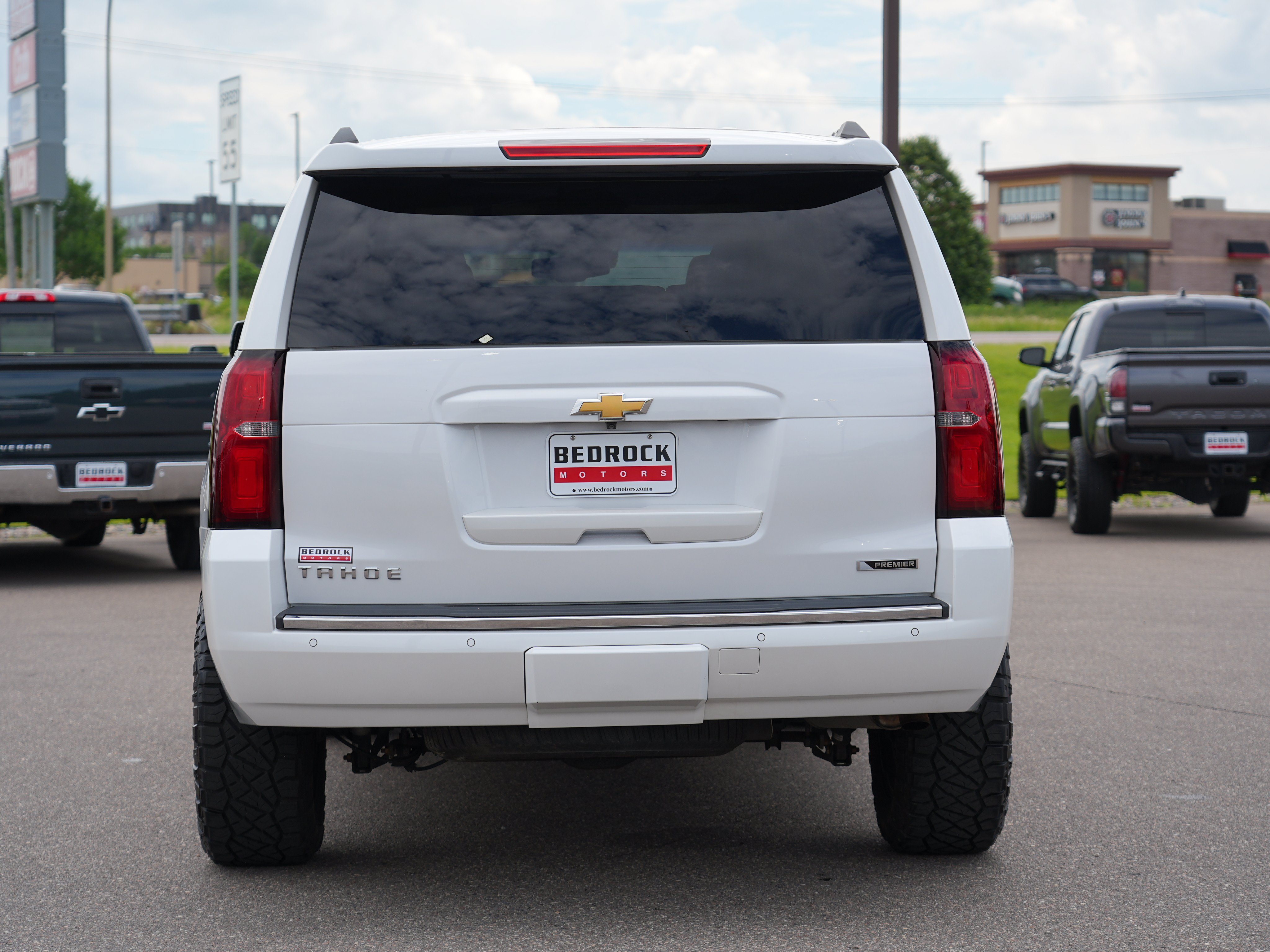 Used 2018 Chevrolet Tahoe Premier AWD/4WD image 4