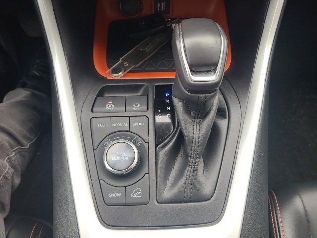 Used 2024 Toyota RAV4 Adventure image 27