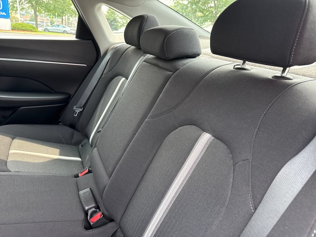 Certified 2023 Hyundai Sonata SEL FWD image 18