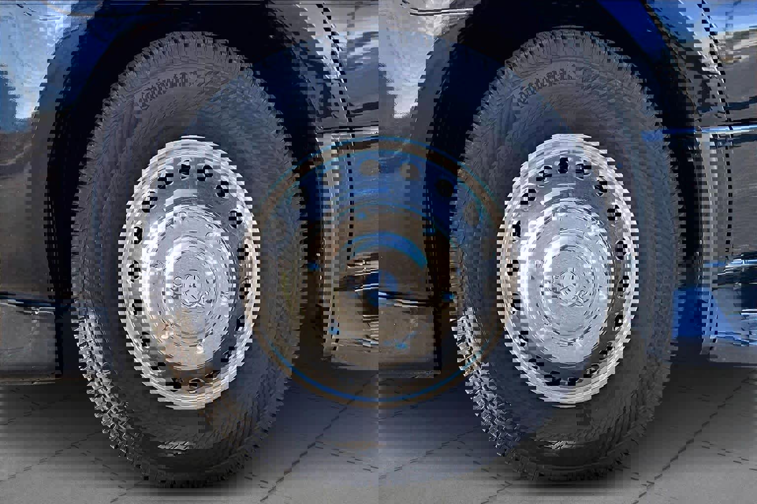 Used 2024 Mercedes-Benz Sprinter 3500 image 11