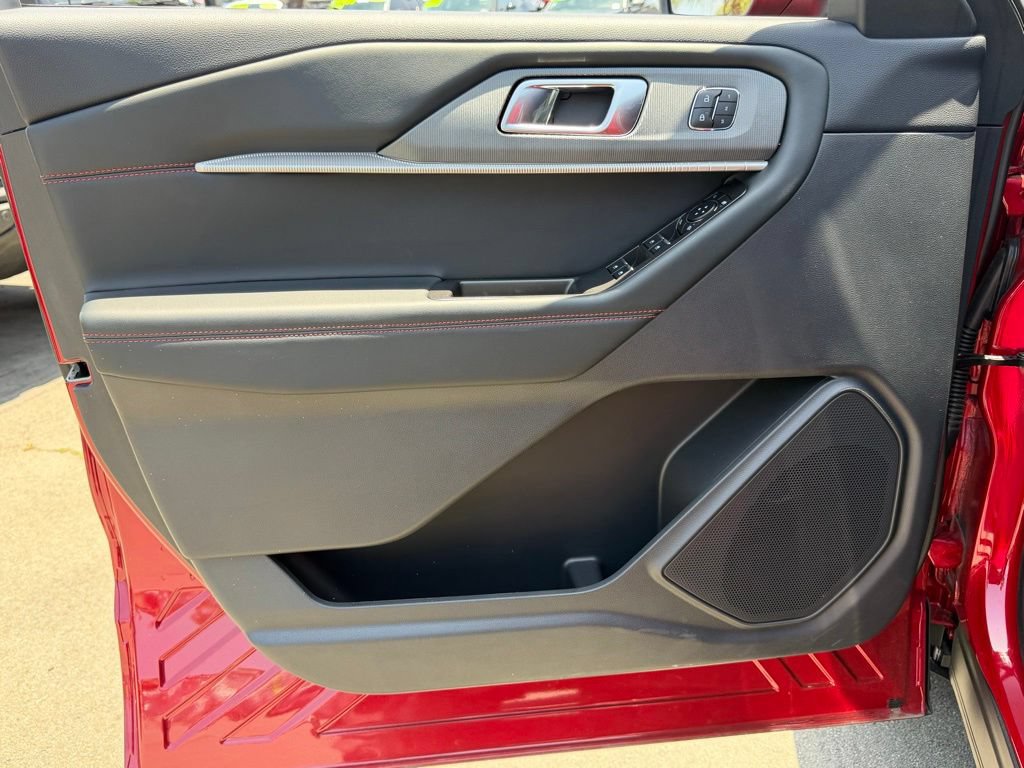 New 2026 Ford Explorer ST AWD/4WD image 17