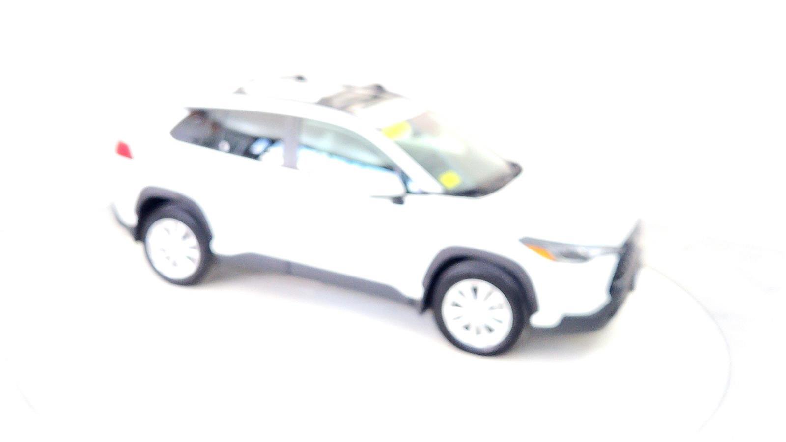 Certified 2023 Toyota Corolla Cross LE image 19