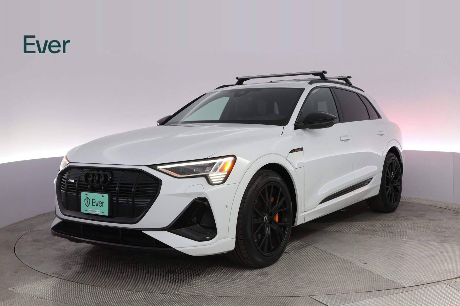 Used 2023 Audi e-tron Chronos image 2