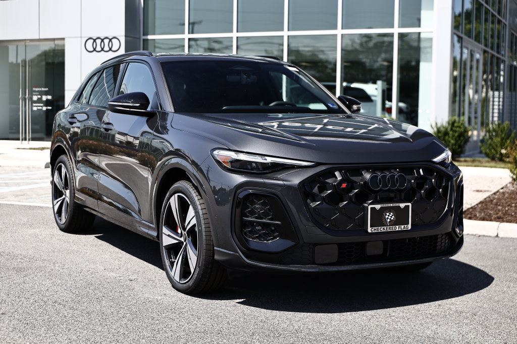 New 2026 Audi SQ5 Premium Plus AWD/4WD image 2