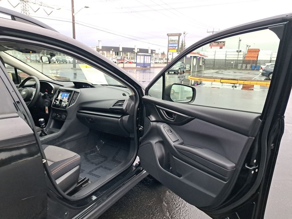 Used 2019 Subaru Crosstrek 2.0i Premium image 16