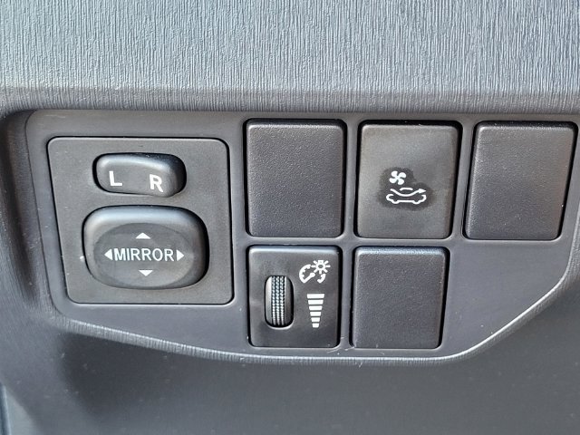 Used 2014 Toyota Prius Three w/ Solar Roof Package FWD image 16