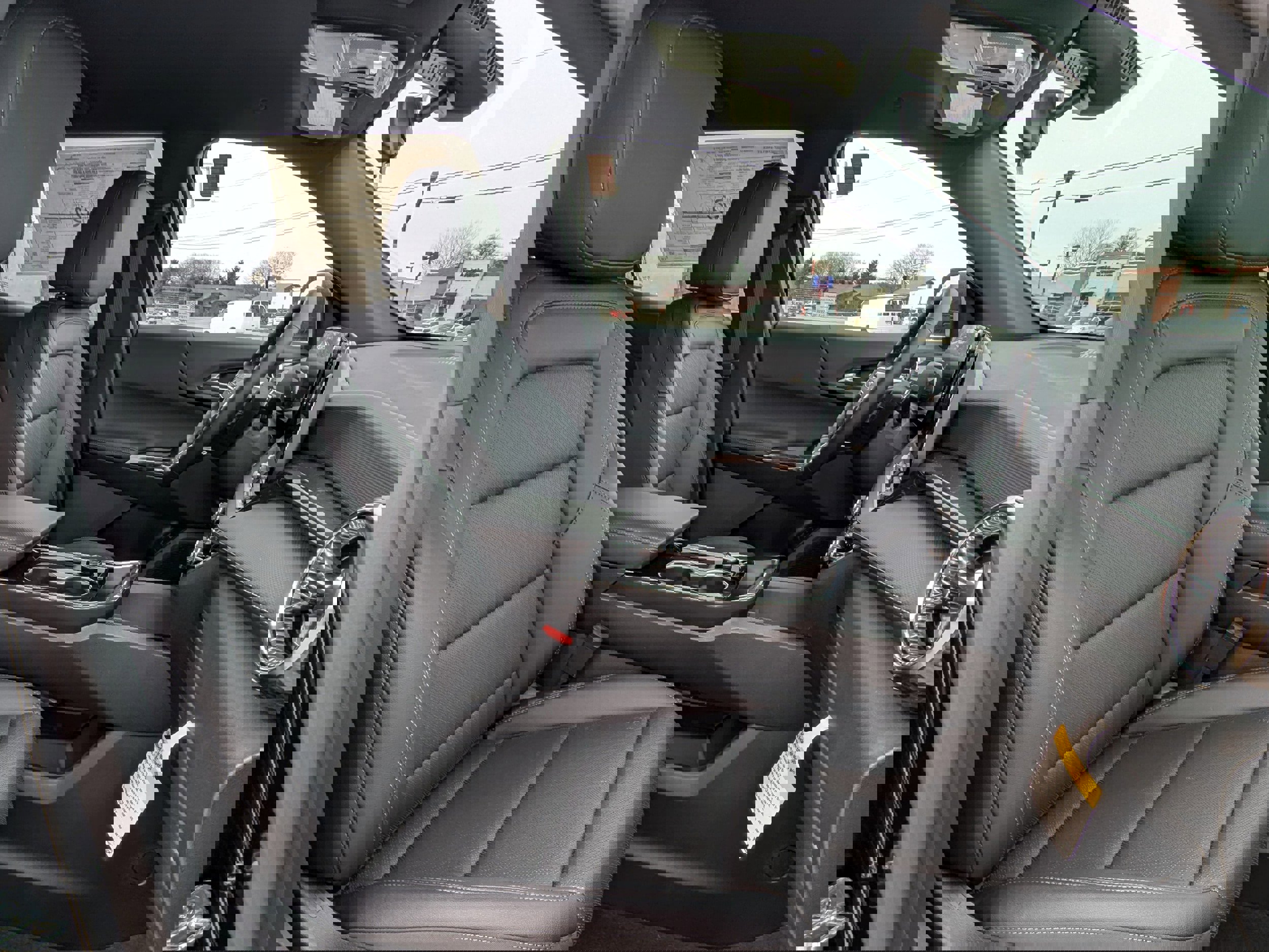 New 2026 Chevrolet Equinox LT w/ Convenience Package II image 9