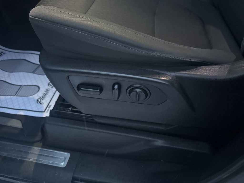 Used 2019 GMC Sierra 1500 Elevation w/ Elevation Value Package image 11