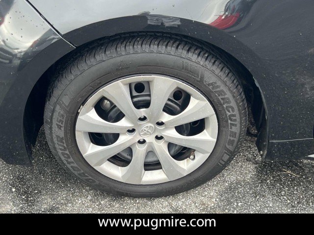 Used 2022 Toyota Corolla LE image 11
