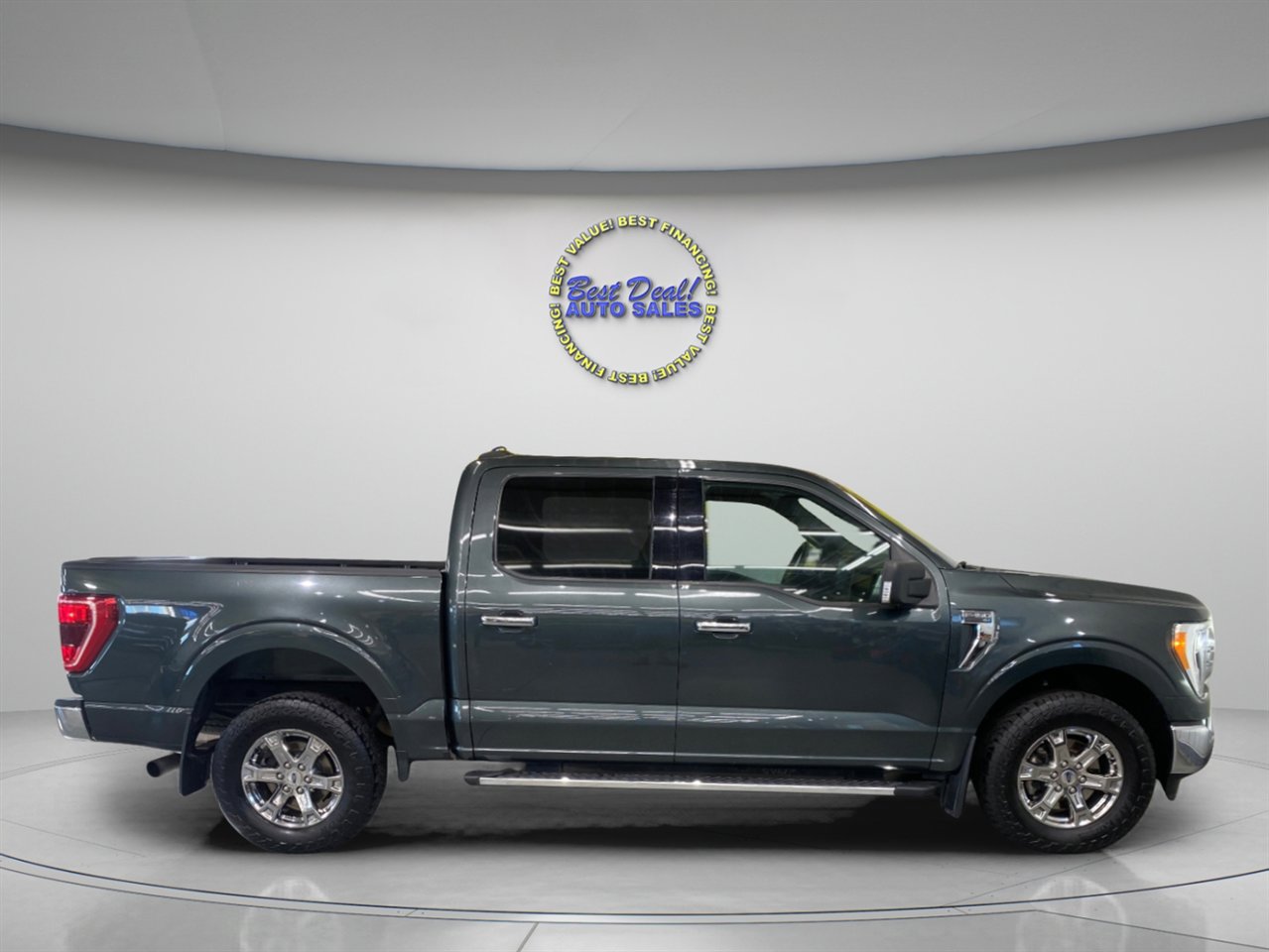 Used 2021 Ford F150 XLT w/ Equipment Group 302A High image 8