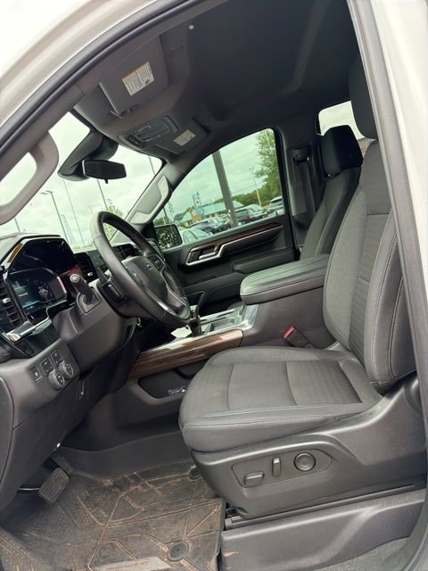 Used 2024 Chevrolet Silverado 1500 RST w/ Protection Package AWD/4WD image 13