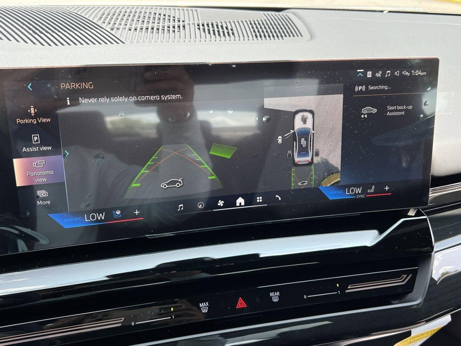 Certified 2025 BMW 530i xDrive w/ Premium Package image 16