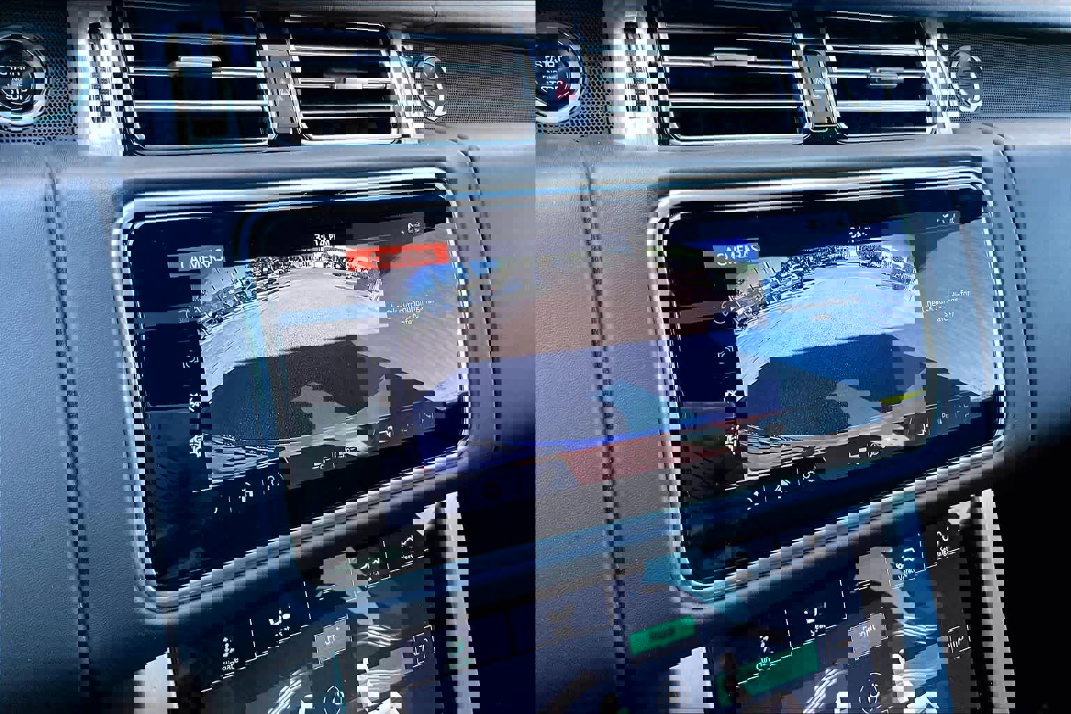 Used 2021 Land Rover Range Rover Westminster Edition image 26