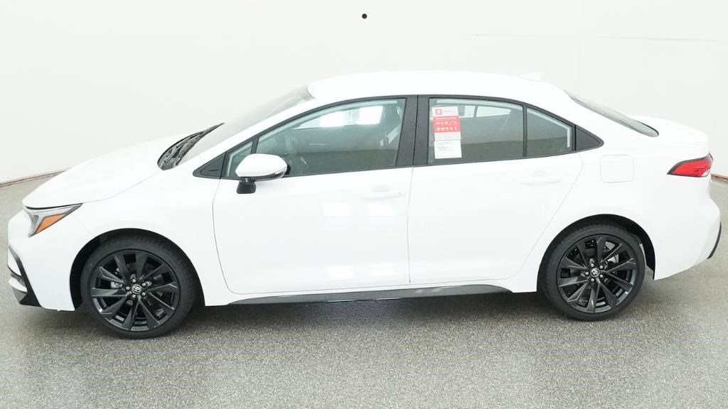 Used 2026 Toyota Corolla SE FWD image 40