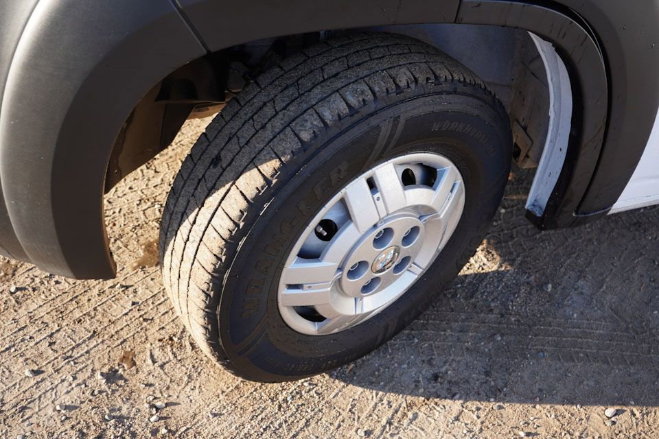 Used 2022 RAM ProMaster 2500 w/ Convenience Group image 13