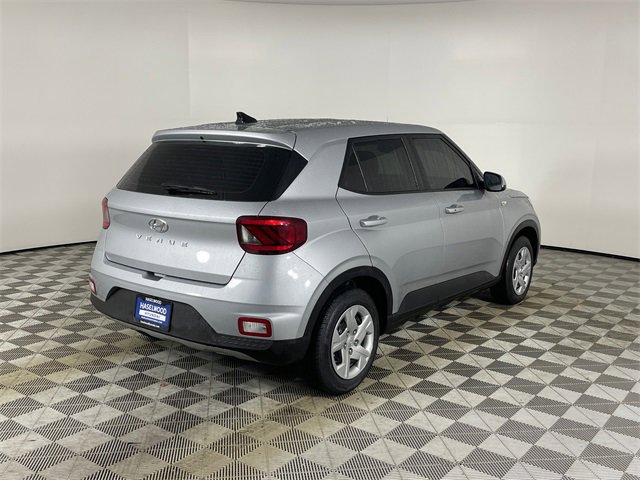 Used 2022 Hyundai Venue SE image 20
