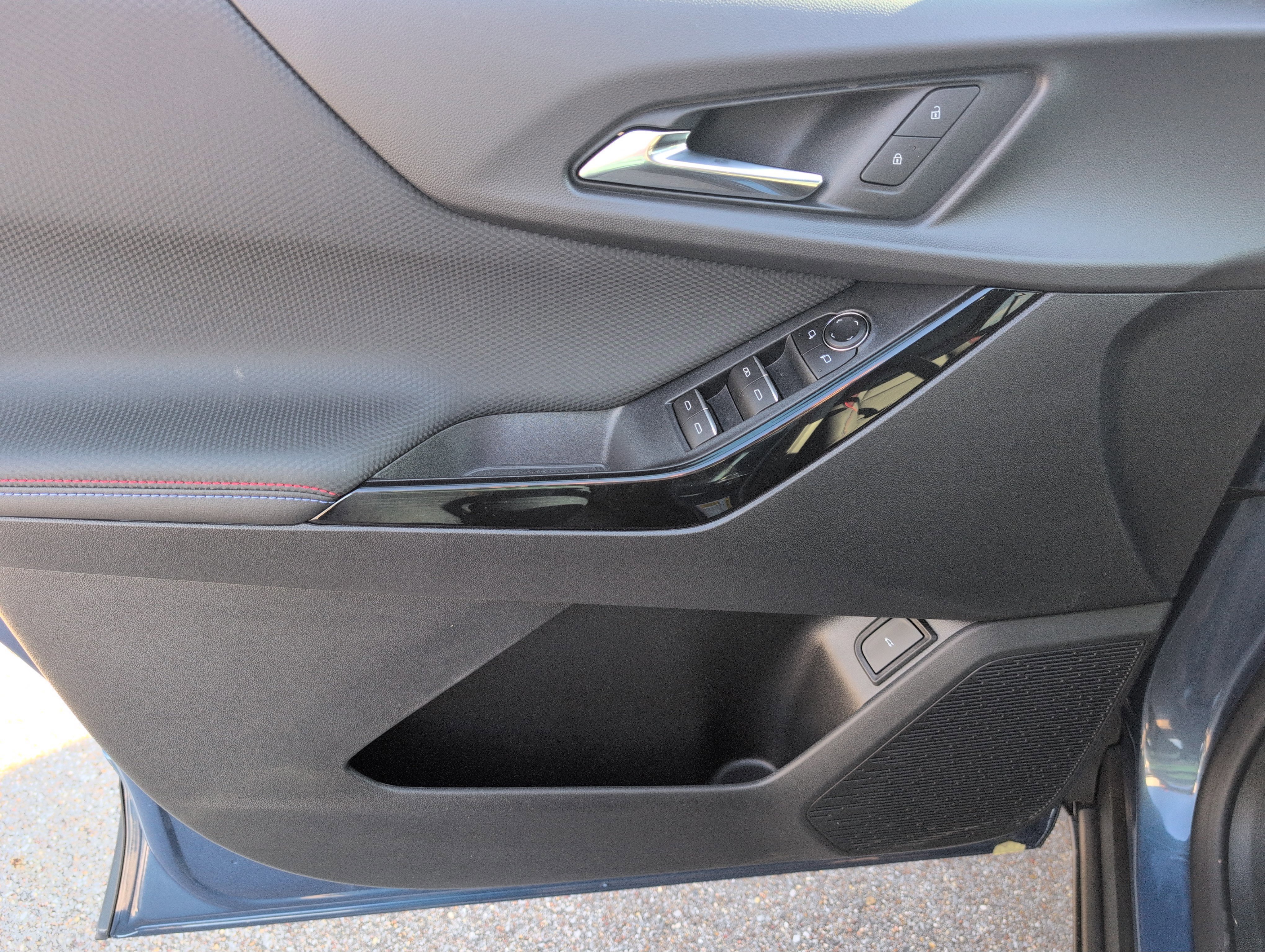 New 2026 Chevrolet Equinox RS image 11