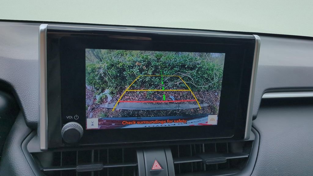 Used 2024 Toyota RAV4 LE image 24